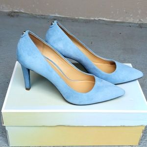 Michael Korea Suede Pump Size 5.5M